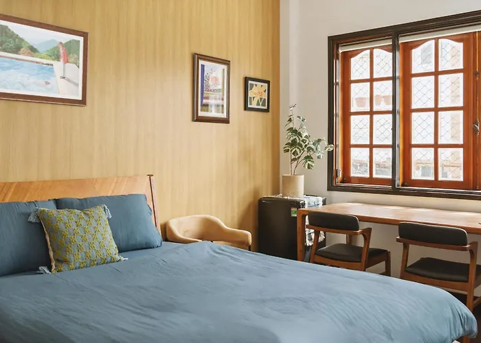 Linden House Near Bui Vien