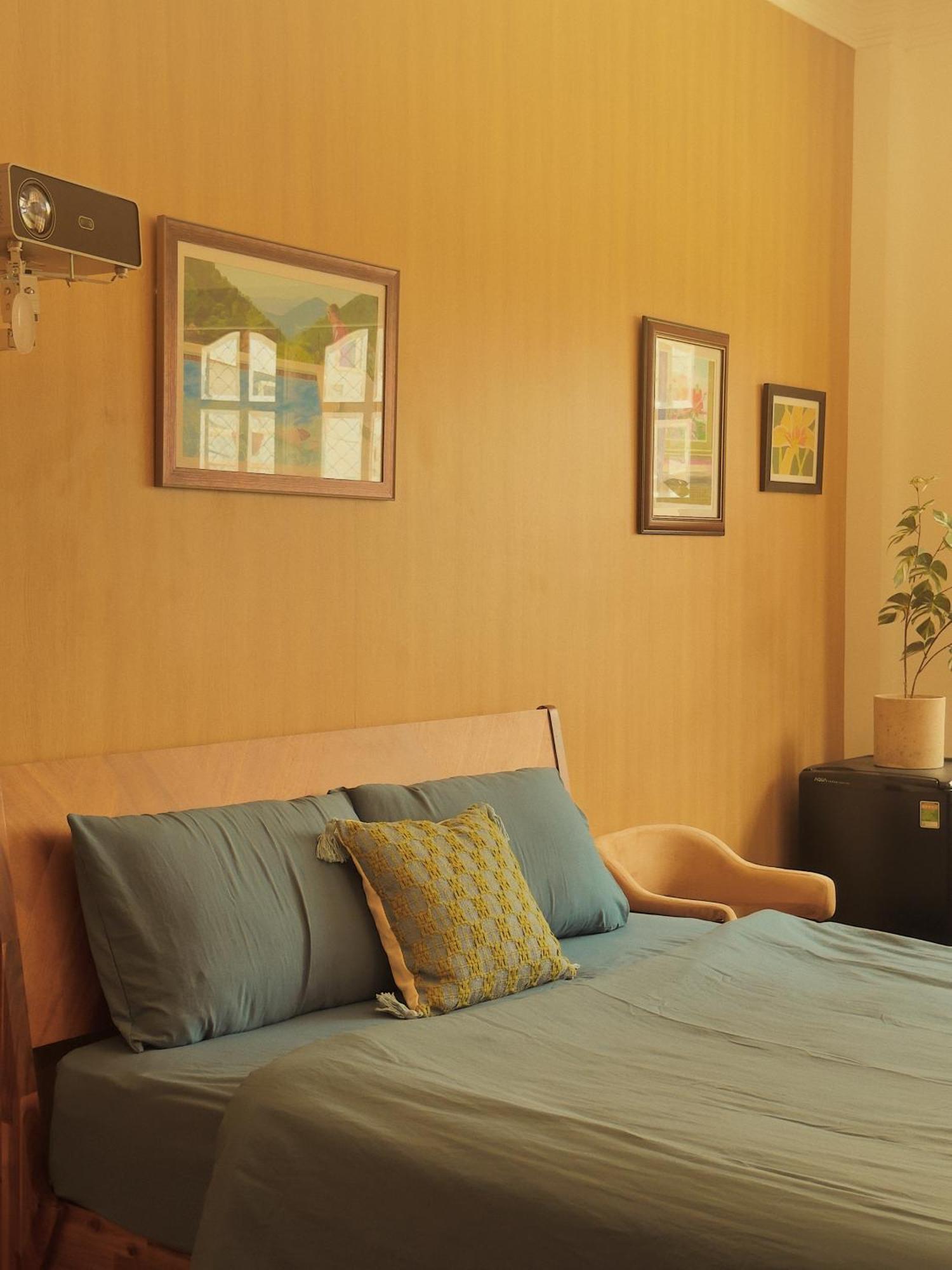 Linden House Near Bui Vien *